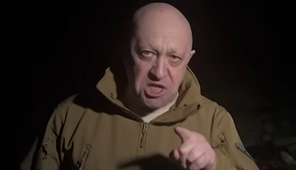 Пригожин урла у камеру (Фото: Јутјуб) Пригожин урла у камеру (Фото: Јутјуб)