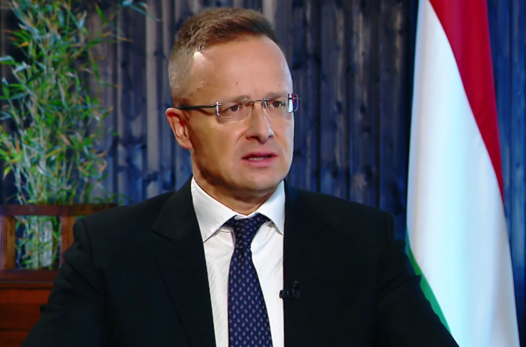 Петер Сијарто Петер Сијарто