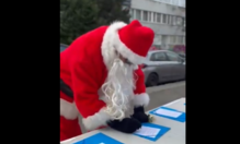 Потписао и Деда Мраз