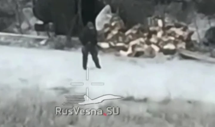 Кукала му мајка! Кукала му мајка!