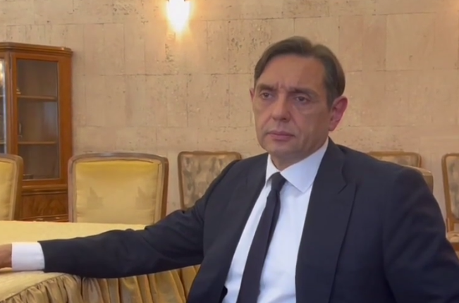 Александар Вулин Александар Вулин