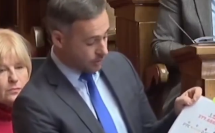 Алексић: Милијарде! Алексић: Милијарде!